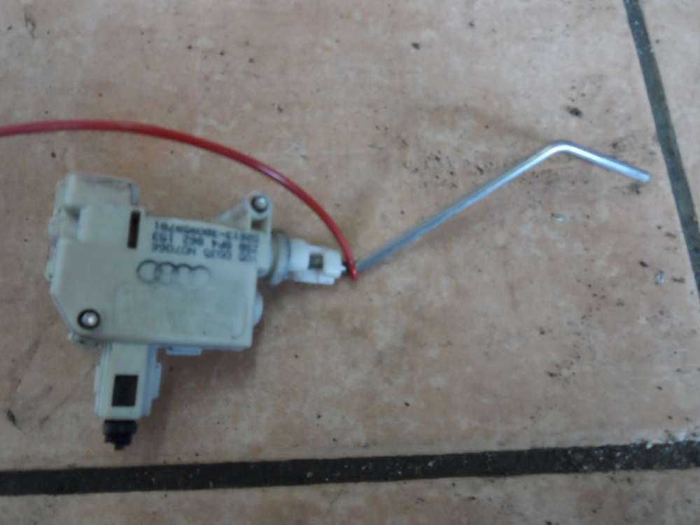 Audi A3 8P Stellmotor Tankklappe 8P4862153