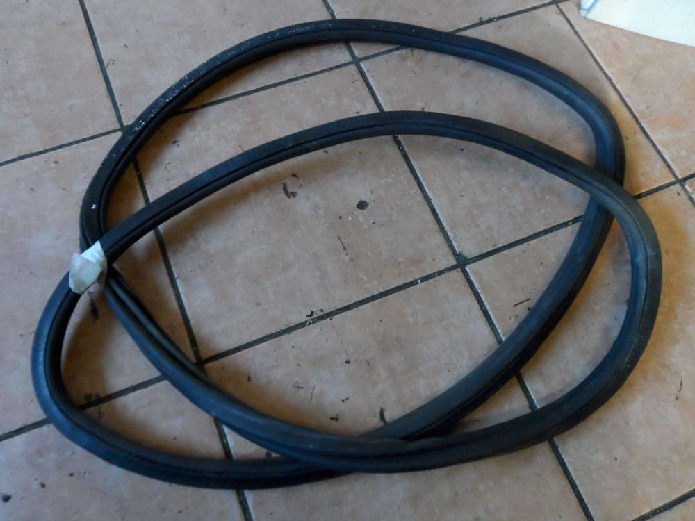 Audi A3 8P Heckklappendichtung Dichtung 8P4827705