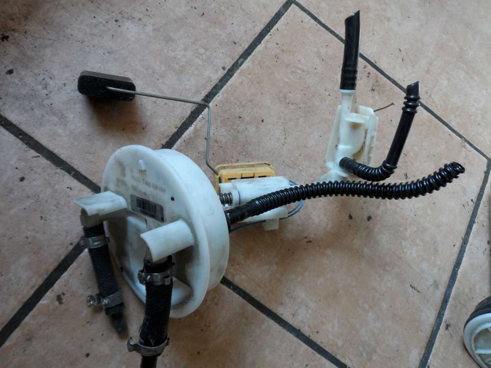 Mercedes E-Klasse W211 Kraftstoffpumpe Dieselpumpe 2114701641