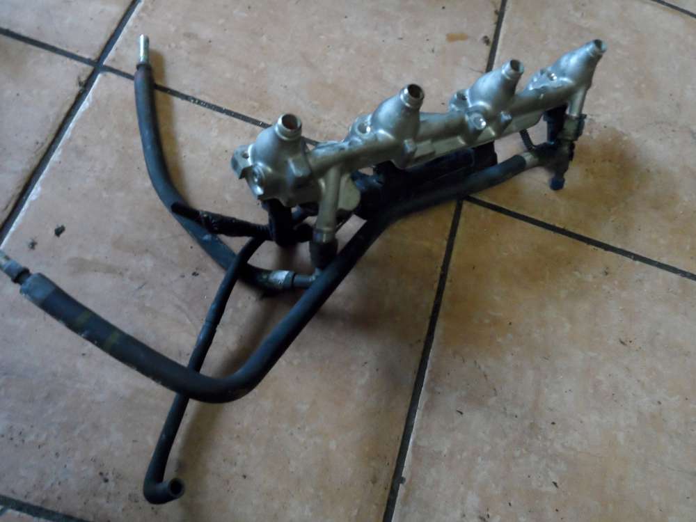 Ford Escort VII Cabrio ALL 1,6L Einspritzleiste 938F9D280GA