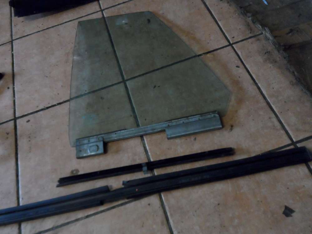 Ford Escort VII Cabrio Seitenscheibe Scheibe Hinten Links
