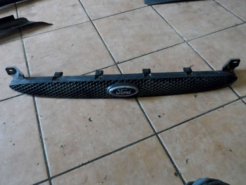Ford Escort VII K�hlergrill 95AB-8200-B