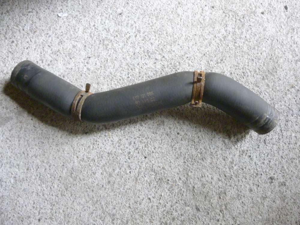 Skoda Fabia 6Y Wasserschlauch Schlauch 6Y0121086