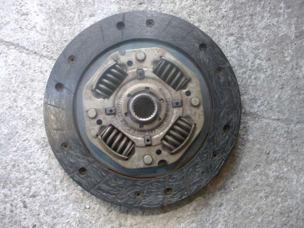 Original Seat Ibiza Kupplungsscheibe Kupplung scheibe 030141033F 