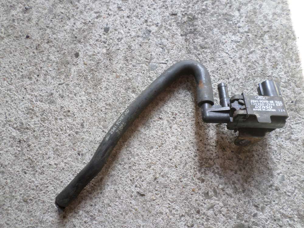 Ford Fiesta Ventil Unterdruck mit Schlauch 2S61-9C915-AB  2S61 9C987 AD
