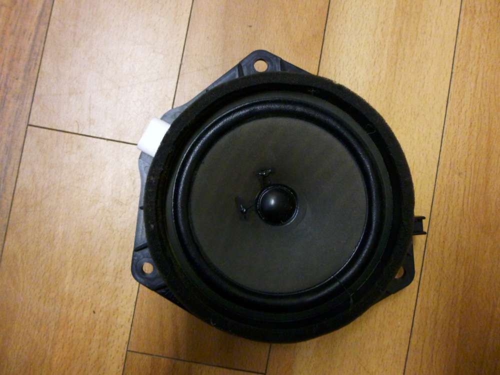 Toyota Yaris Verso Lautsprecher Hinten 86160-52030