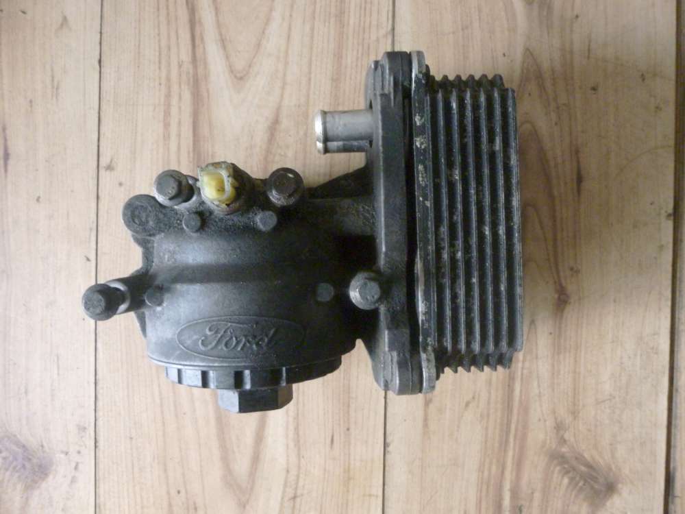 Ford Mondeo III Bj 2007 Original Ölfiltergehäuse Ölfilter gehäuse mit Ölkühler