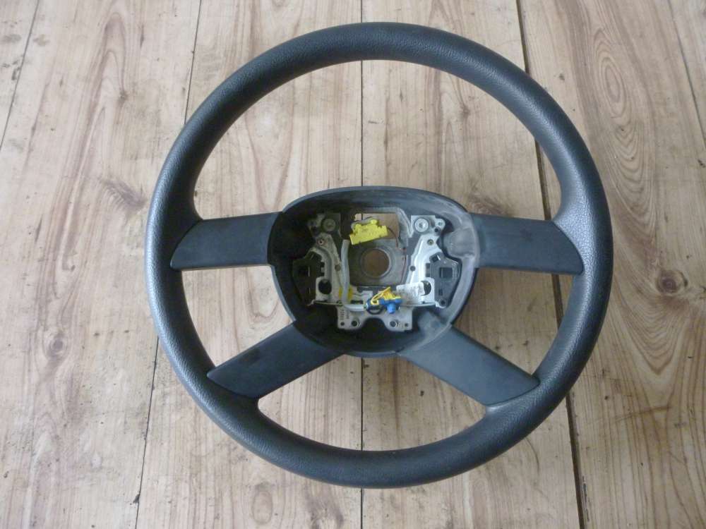 VW Touran Lenkrad ohne Airbag 6Q0419091G