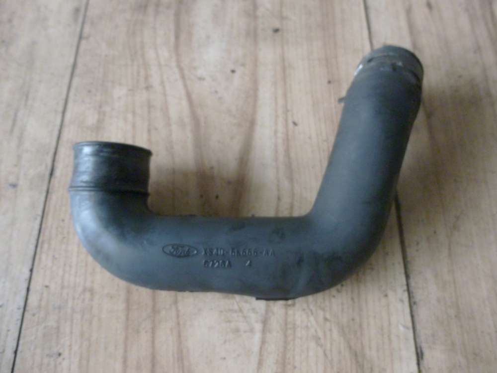 Ford Focus I Khlwasserschlauch XS4Q-6K666-AA
