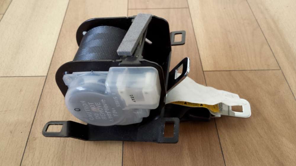 Toyota Yaris Verso Sicherheitsgurt hinten mitte 35818 EK01