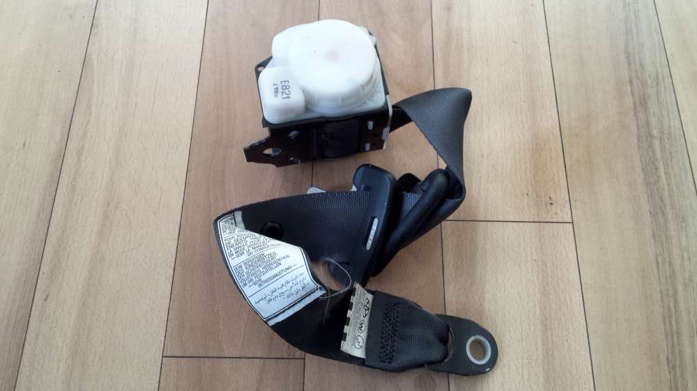 Toyota Yaris Verso Bj.2001 Gurt Sicherheitsgurt Gurtstraffer links 51402