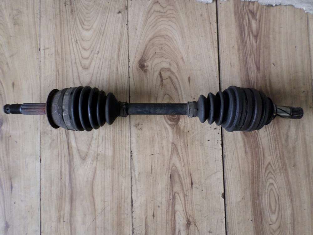 Opel Corsa B Antriebswelle Gelenkwelle Links kurz Fahrerseite 26044061 