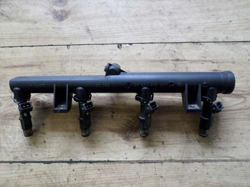 Original Citroen Xsara Picasso Kraftstoffverteiler Einspritzleiste Düsen 9628084680