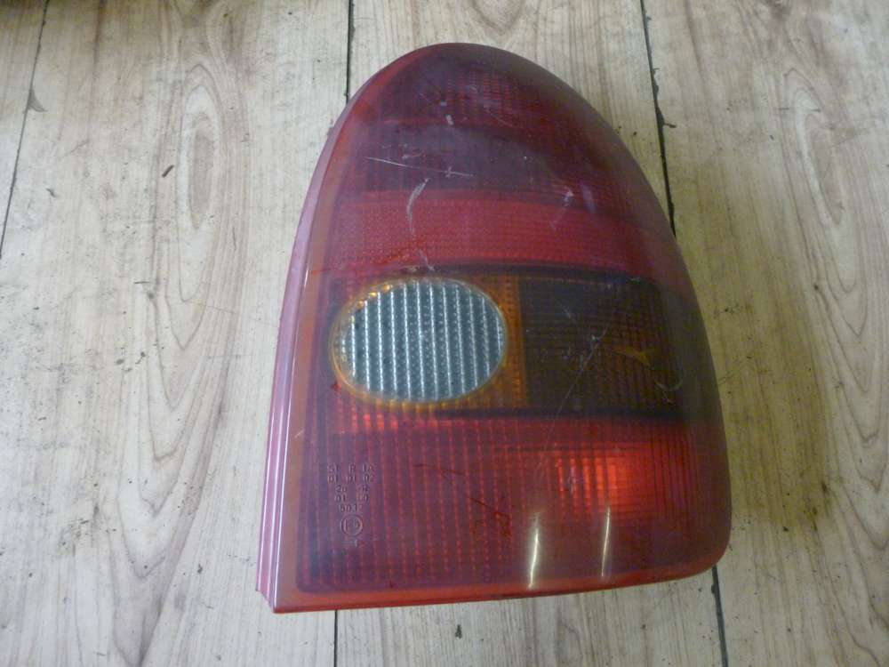 Opel Corsa B Rücklicht hinten Rechts GM 45021