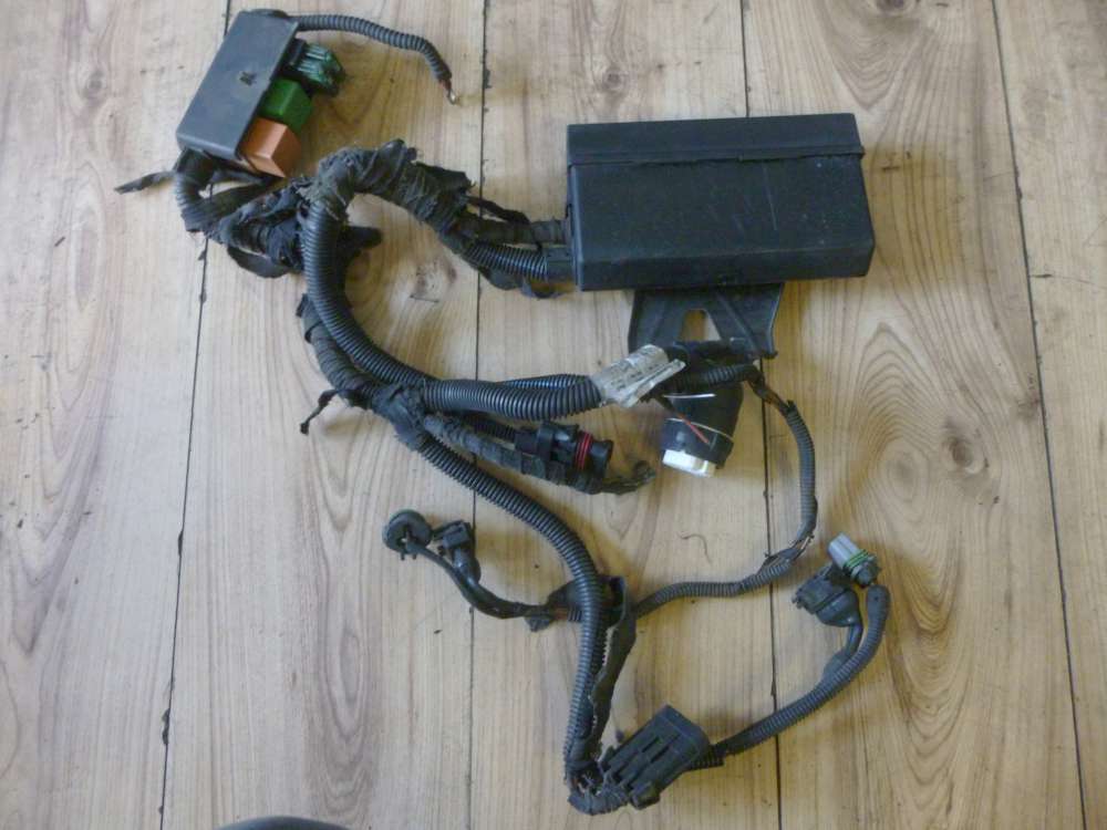 OPEL VECTRA Sicherungskasten mit Kabel 90504535