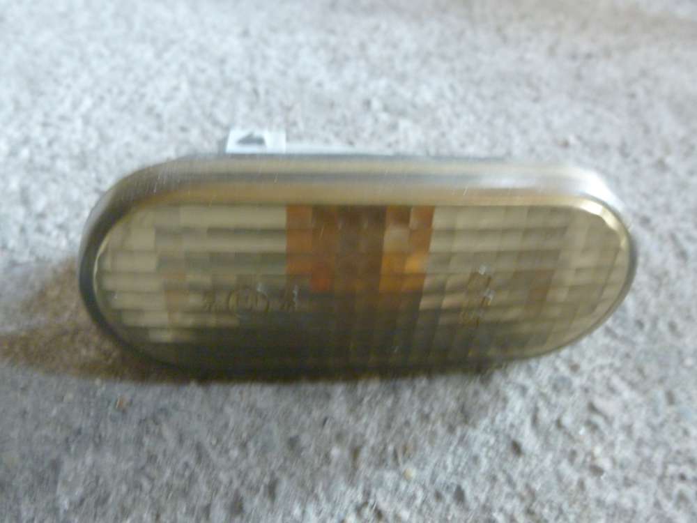 VW Passat Golf Polo seitenblinker kotflgel 1H0949111