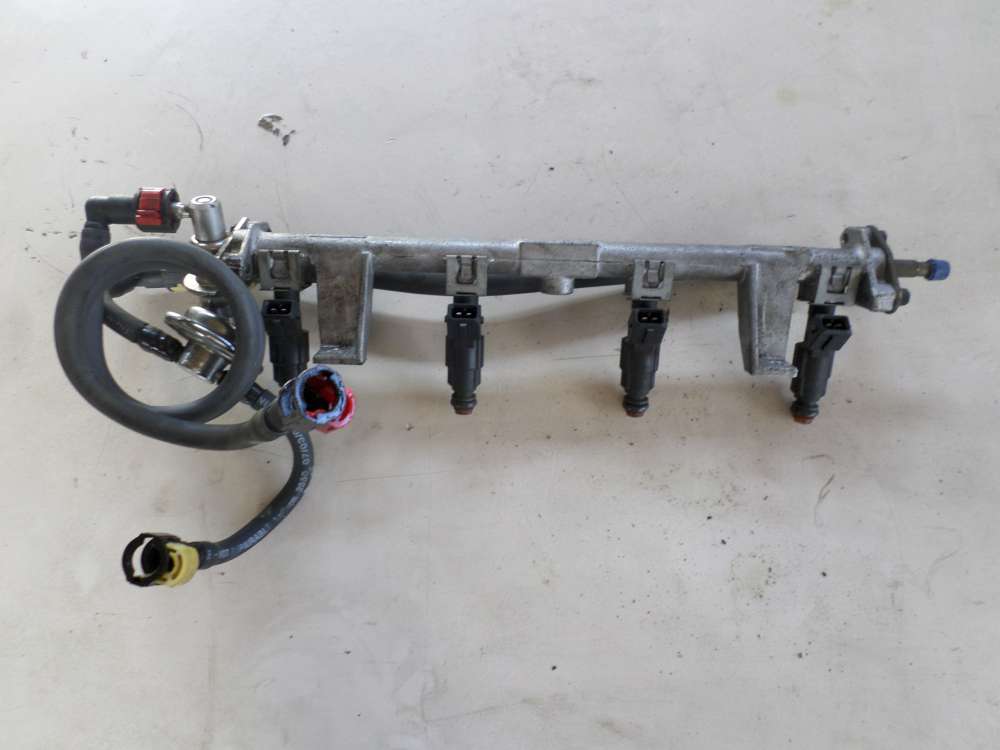 Ford Focus I 1,8i Einspritzdse Einspritzleiste 988F9H487GA