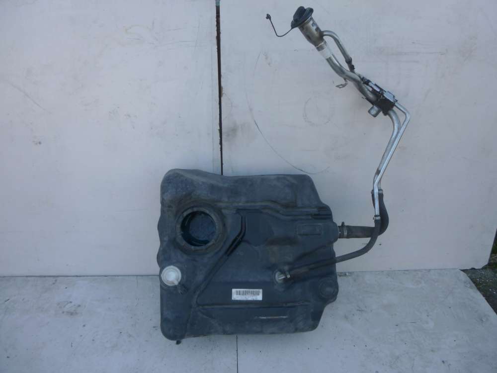 Ford Focus II 1,6TDCi Kraftstoffbehlter kraftstofftank 3M519002AE