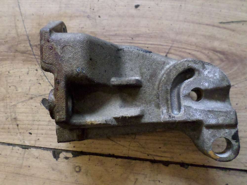 VW Golf III Motorhalter Halterung 1H0199354L