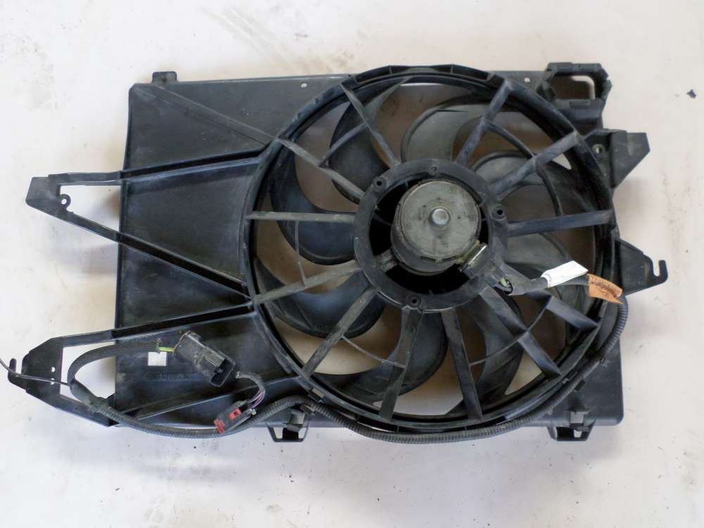 Ford Mondeo II  Lfter Khler Geblsemotor 95BB8146AA