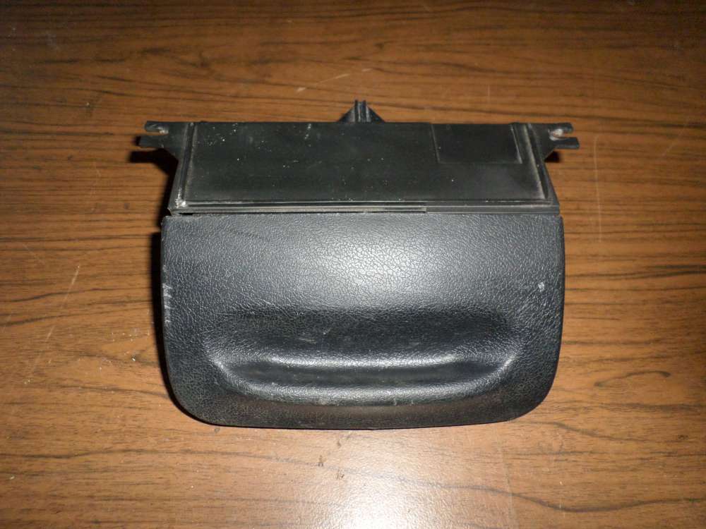Original Ford Escort Aschenbecher Teile 95ABA04800AEW