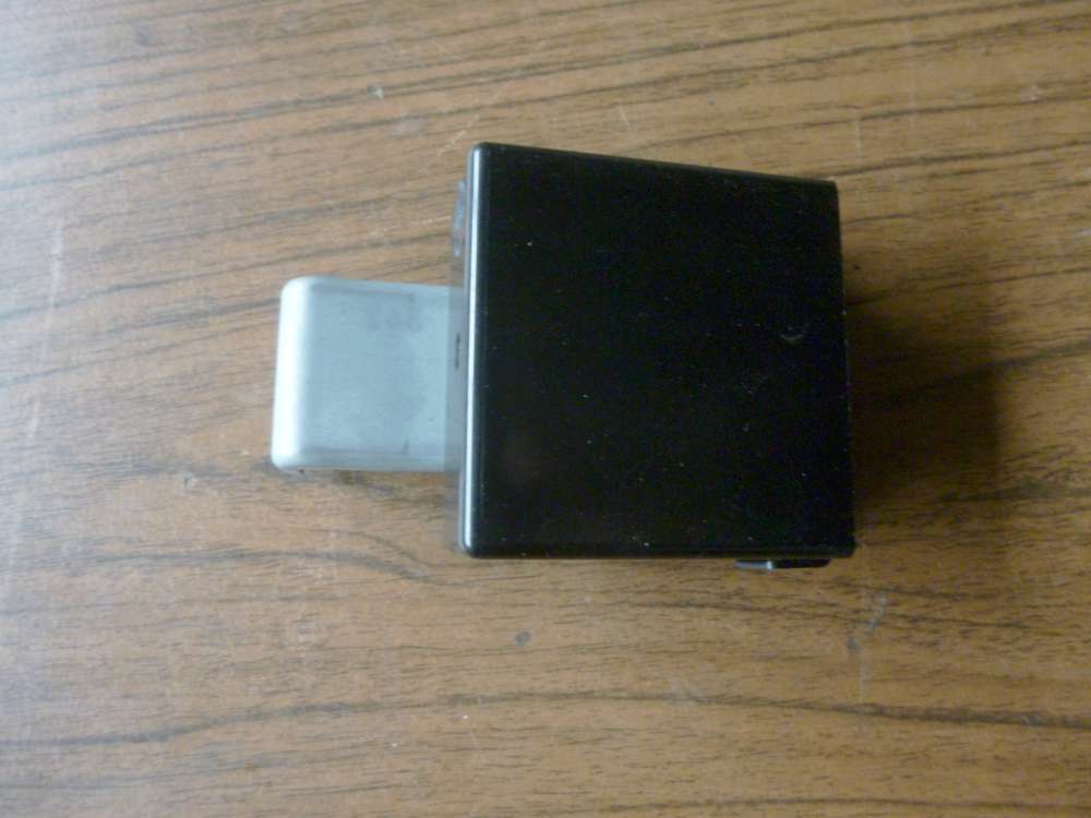 Original Toyota Yaris Verso Steuergert Relais Messwertverstrker Modul 88650-52100