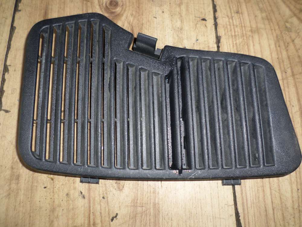 Opel Astra G Bj:99 Rücklichtabdeckung blende Hinten Links 90562505