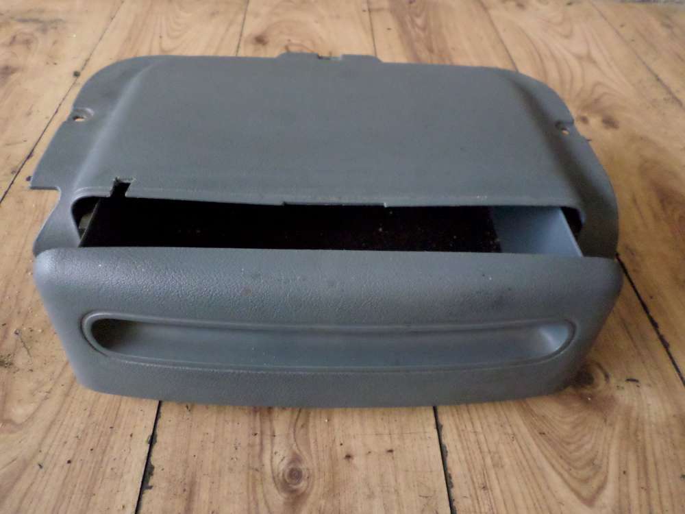 Renault Megane  Bj.99 Ablagefach Staufach 7700433406