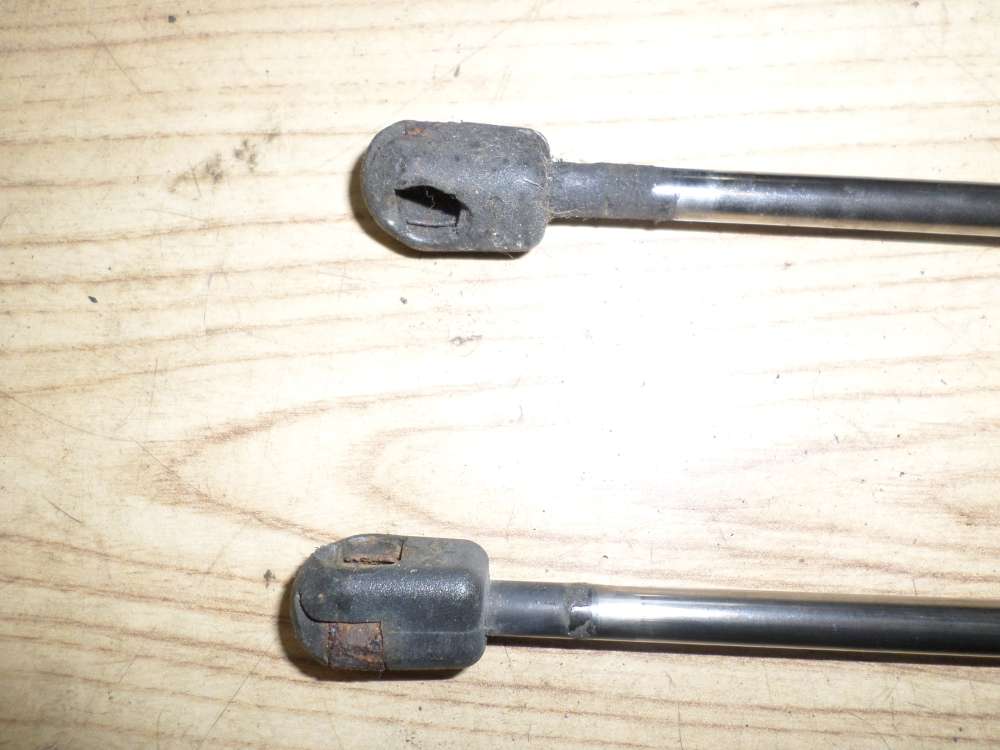 Original OPEL CORSA B Heckklappendmpfer 904812702447B