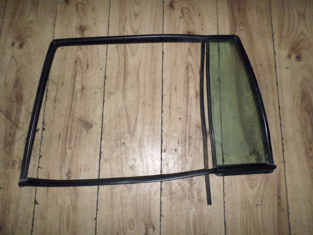 Original VW GOLF 4 HINTEN Rechts Seitenscheibe E243R-000980